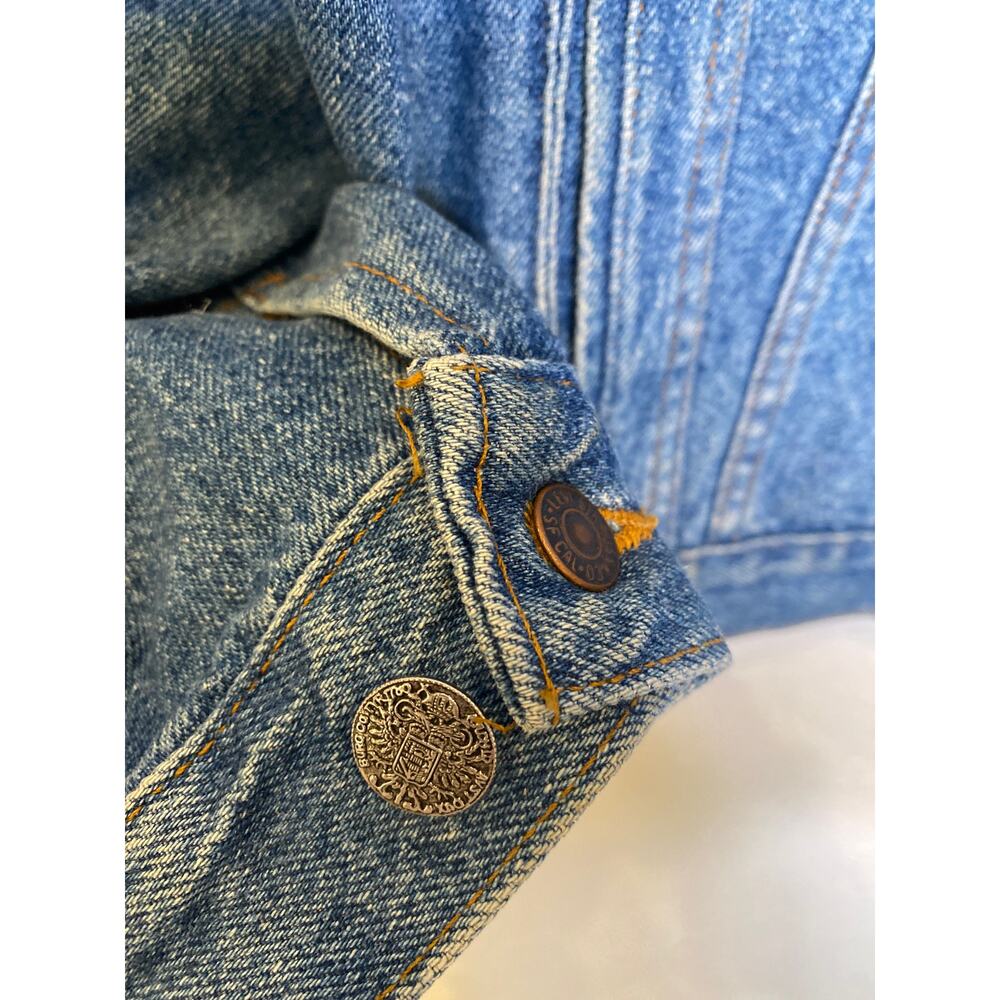 Levi’s Denim Jean Trucker Jacket Sz XXL Men’s Unisex Buttons Med Blue Classic - Picture 4 of 10
